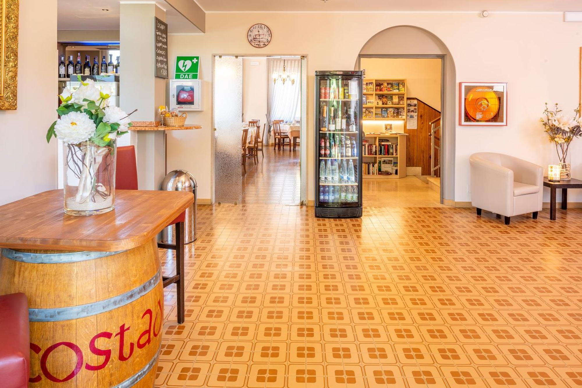 Hotel Taormina Бардолино Экстерьер фото